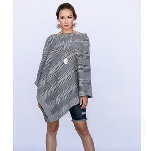NWOT Evy’s Tree Kalli Poncho in Ash